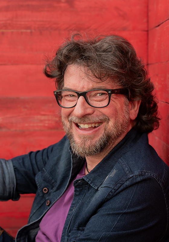 Hennes Bender Hennes Bender